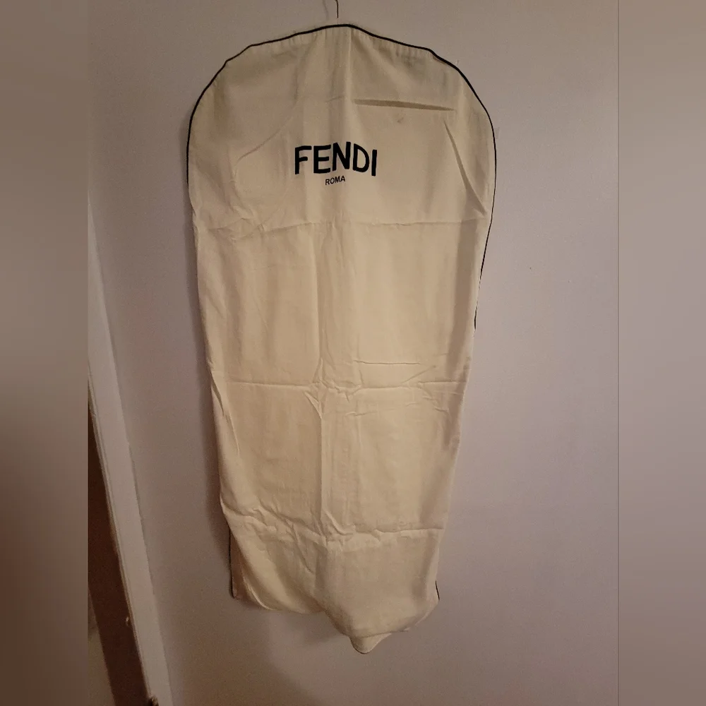 Fendi Large Ivory Garment Bag – 25,5